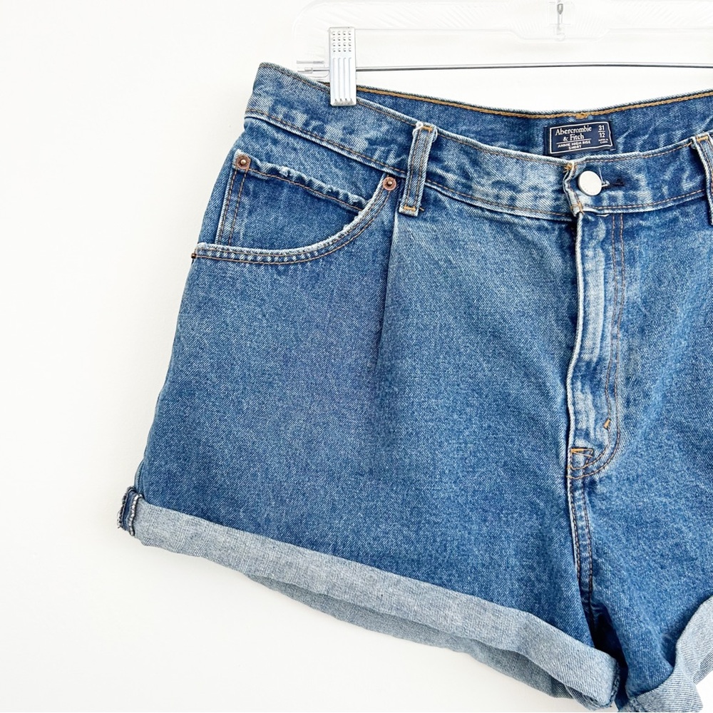 Abercrombie & Fitch Annie High Rise Cuffed Pleated Denim Jean Shorts Size 31 - Picture 2 of 7